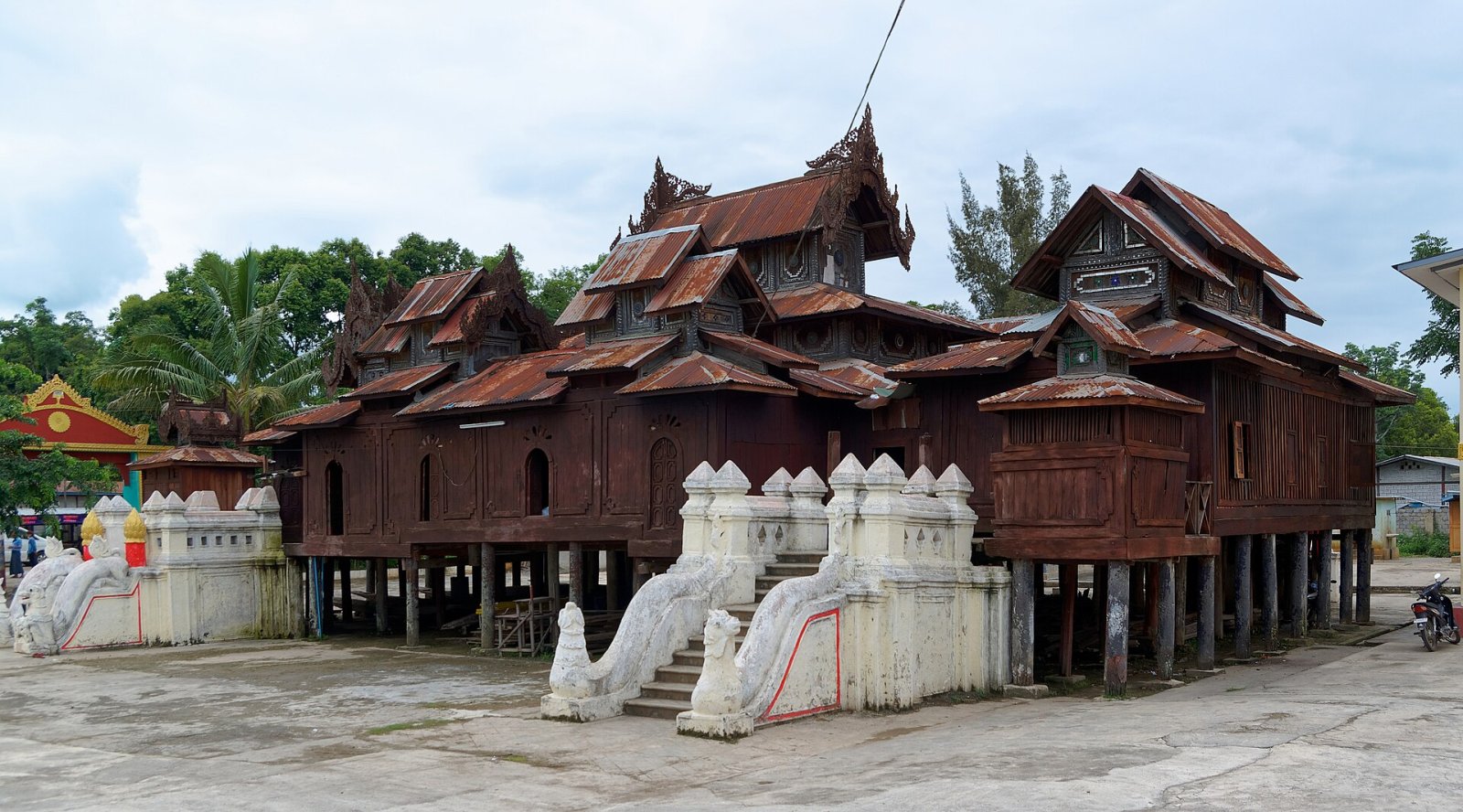 Discovering Shwe Yan Pyay: A Cultural Treasure of Myanmar - Nyaungshwe | Secret World Trip Planner