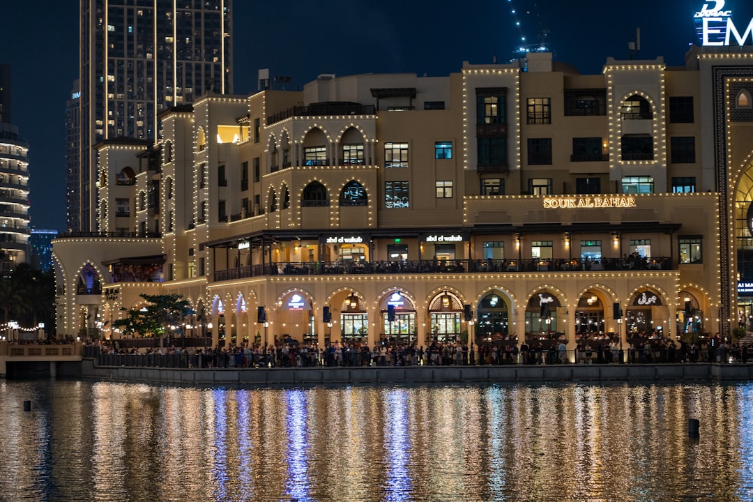 Burj Khalifa: a icônica torre de Dubai que encanta | Secret World Trip Planner