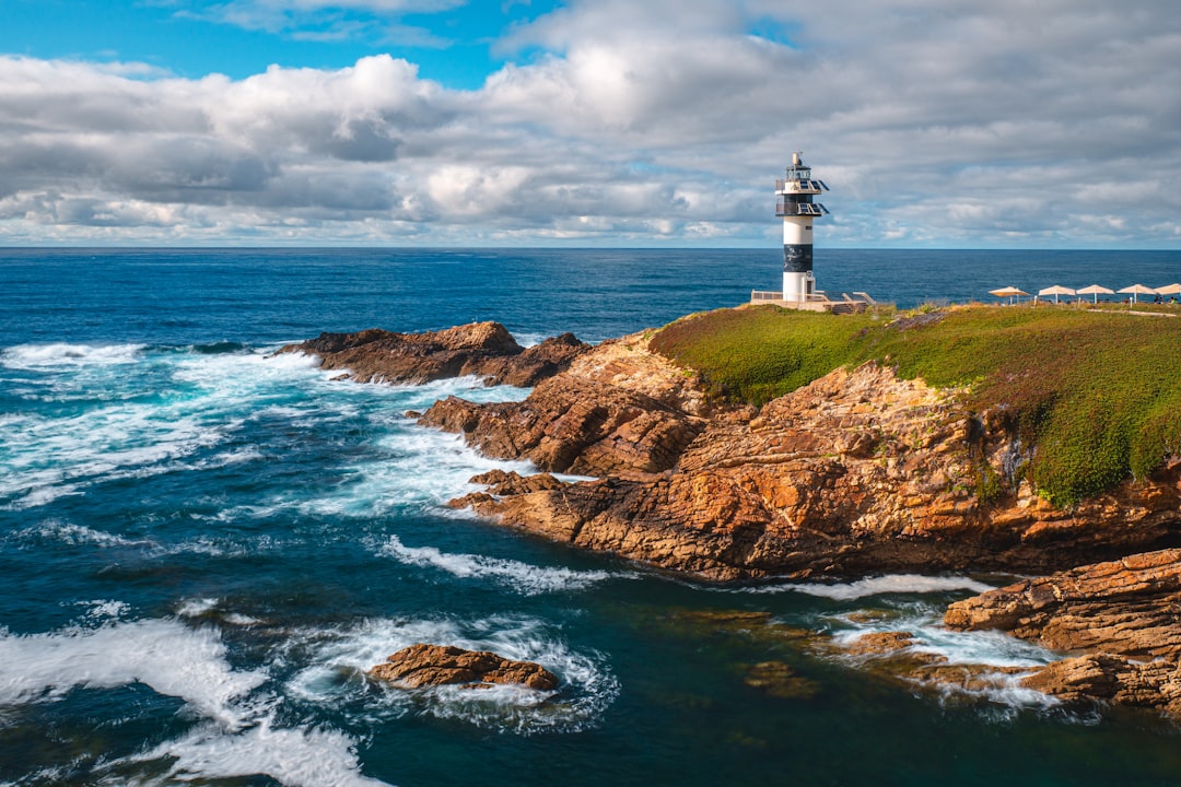 Faro Illa Pancha : Un bijou côtier d'Espagne - Isla Pancha | Secret World Trip Planner