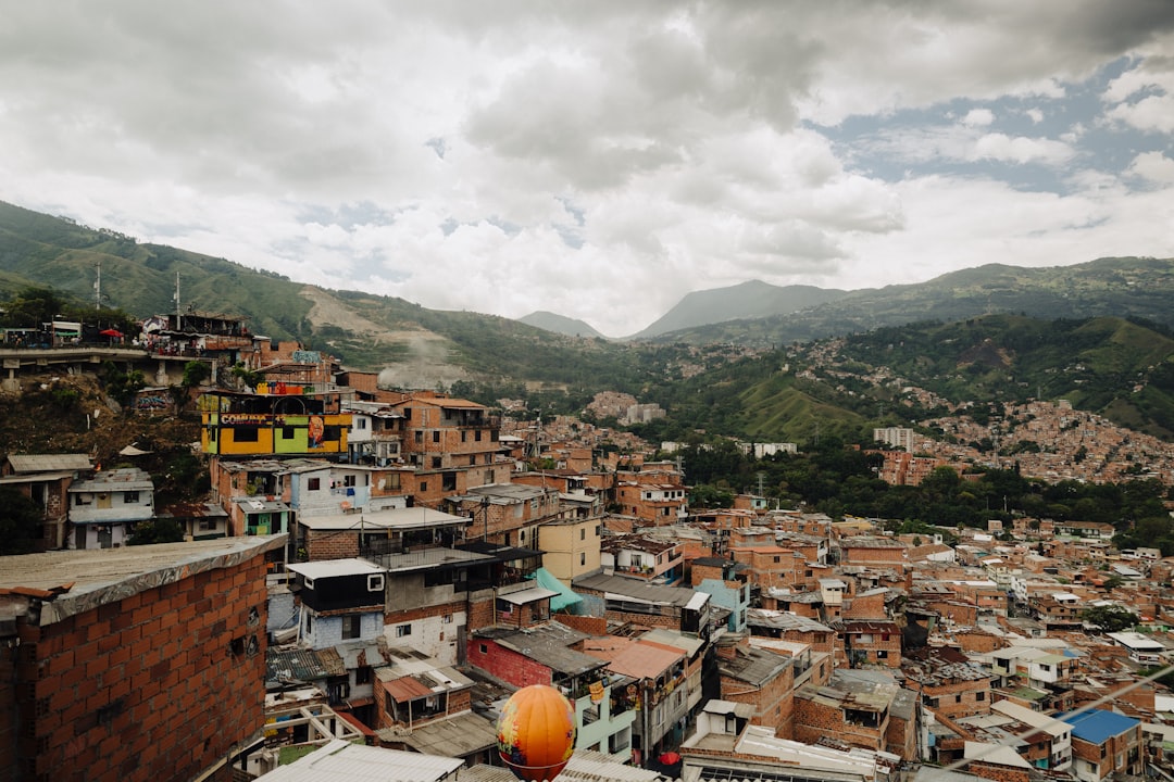 Scopri Govardhan: Un Viaggio nell'Arte Mughal in Colombia — Fusagasugá