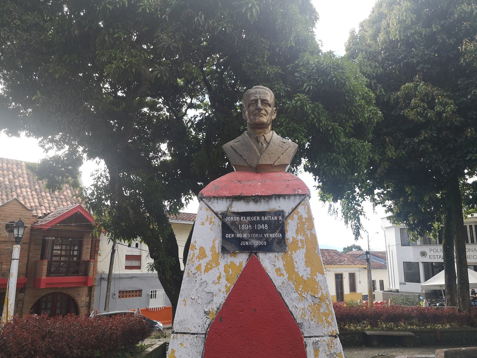 Scopri il Museo Jorge Eliecer Gaitan a Bogotá - Paz de Río | Secret World Trip Planner