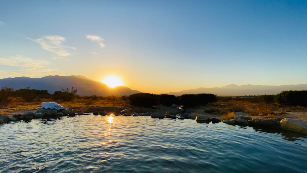 Therma, Ikaria: le terme radioattive nell'Egeo - Therma 833 00 | Secret World Trip Planner