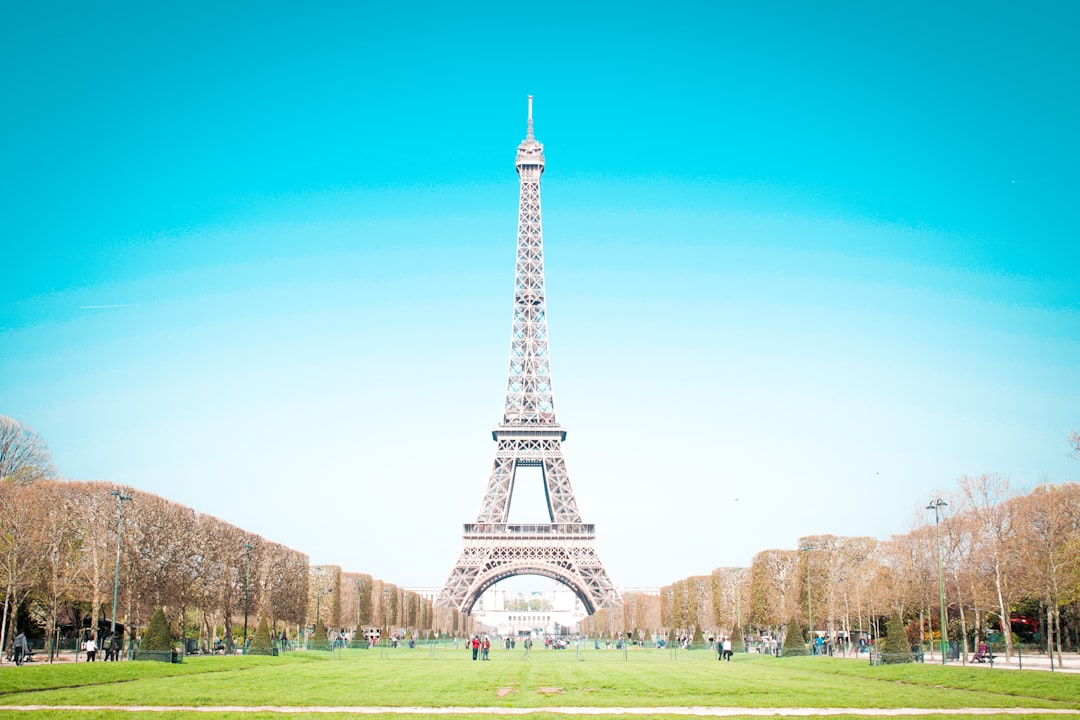 Secret World vs TripIt: Which App Wins in Paris 2026? - Parigi | Secret World Trip Planner