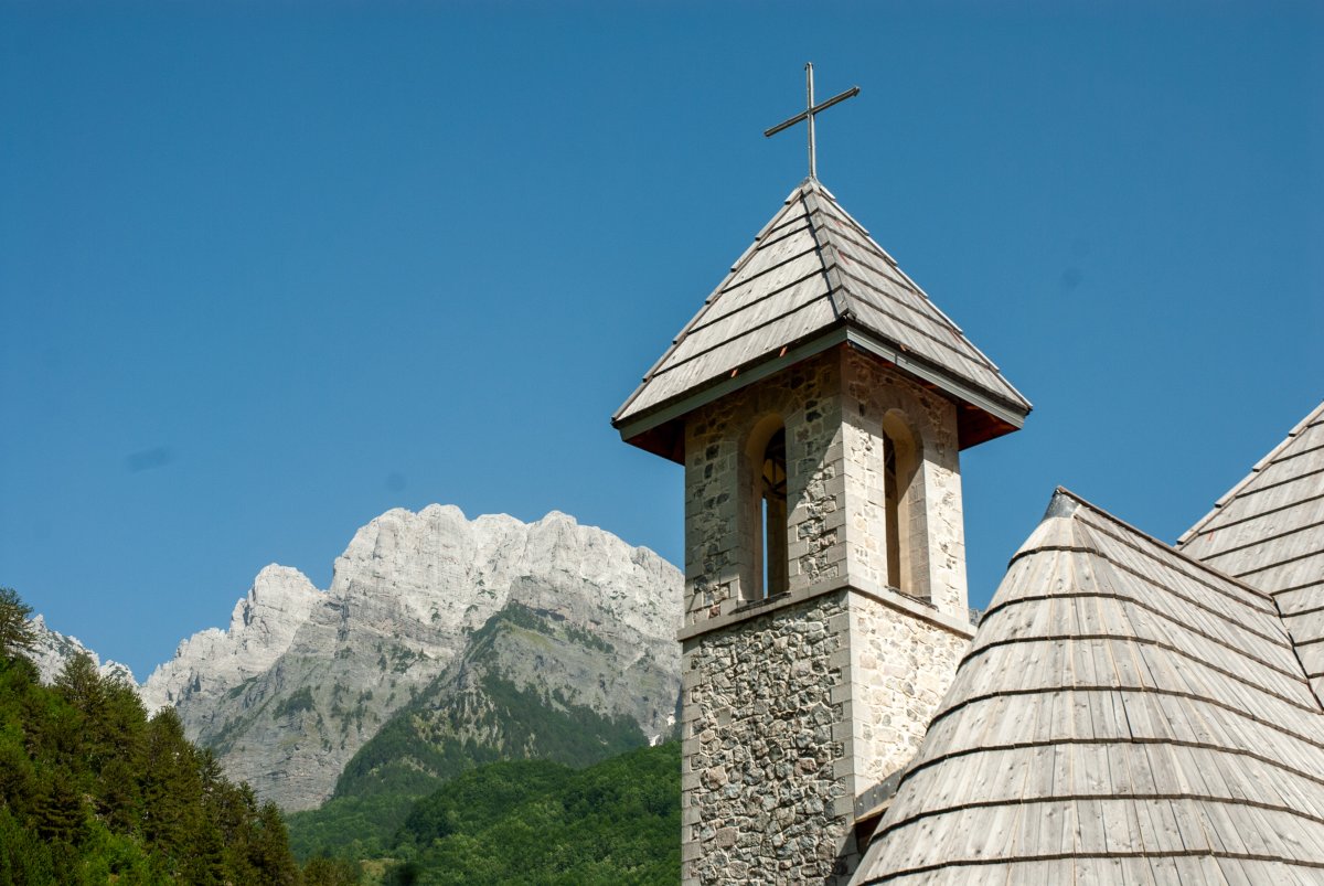 Theth, Albanien: unberührte Natur in den Albanischen Alpen - Rruga Nikgjonaj | Secret World Trip Planner
