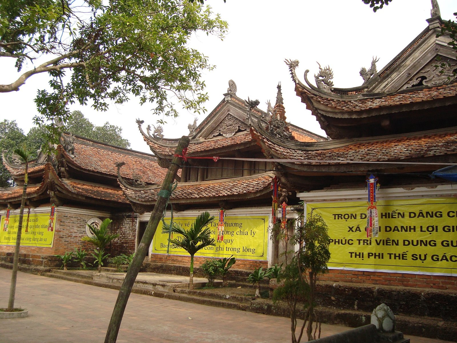 Chùa Tây Phương : Un joyau culturel du Vietnam — Tây Phương