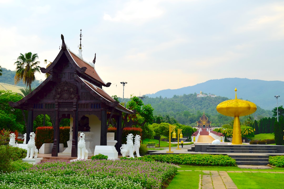探索瓦塔通：泰国的文化宝藏 - Amphoe Mae Ai | Secret World Trip Planner