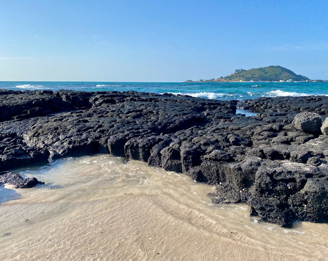 Manjanggul: dentro il tubo lavico di Jeju - Cheju | Secret World Trip Planner