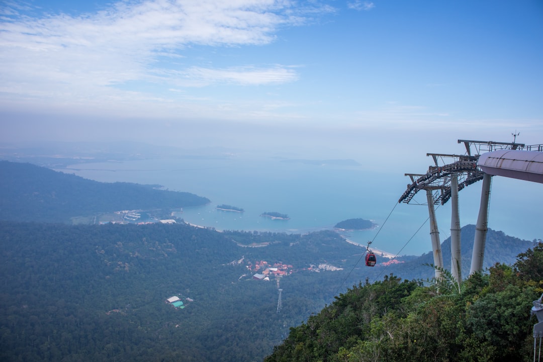 Langkawi Sky Bridge: il ponte curvo a 700 metri - 07000 Langkawi | Secret World Trip Planner