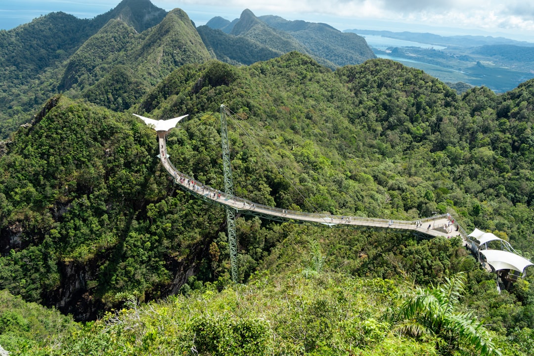 Лангкави Скай Бридж: изогнутый мост на высоте 700 м - 07000 Langkawi | Secret World Trip Planner