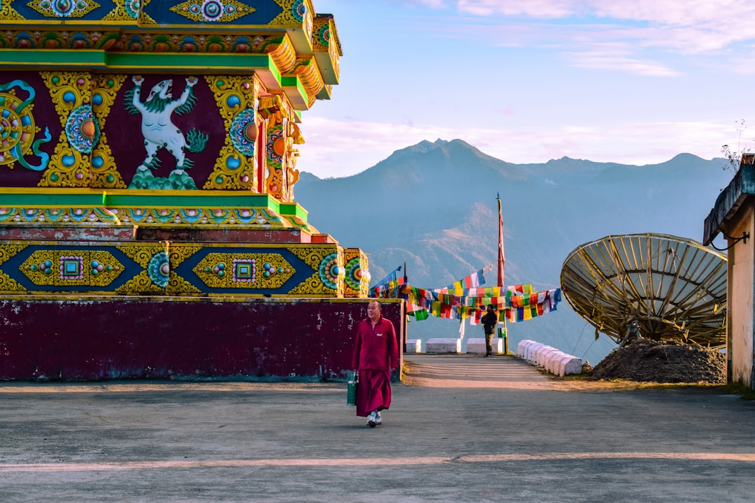 Punakha Dzong: The Fortress Monastery of Bhutan — HVR7+G62