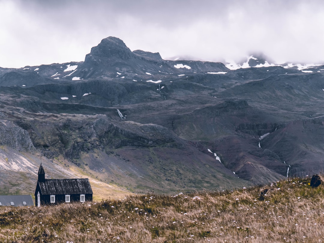 Découvrez Súgandisey : un coin enchanteur d'Islande - Stykkishólmur | Secret World Trip Planner