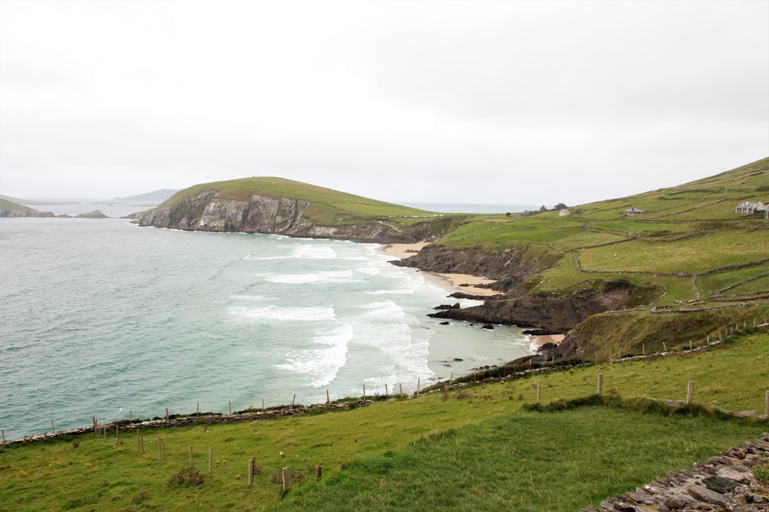 Descubra Slea Head: o promontório mais fascinante da Irlanda - Coumeenoole | Secret World Trip Planner