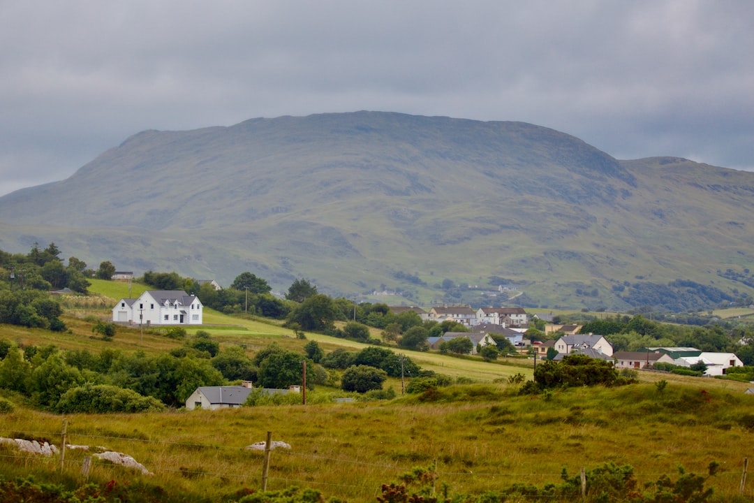 Découvrez la magie de Torc Mountain : un voyage entre nature et légendes - Pallas | Secret World Trip Planner