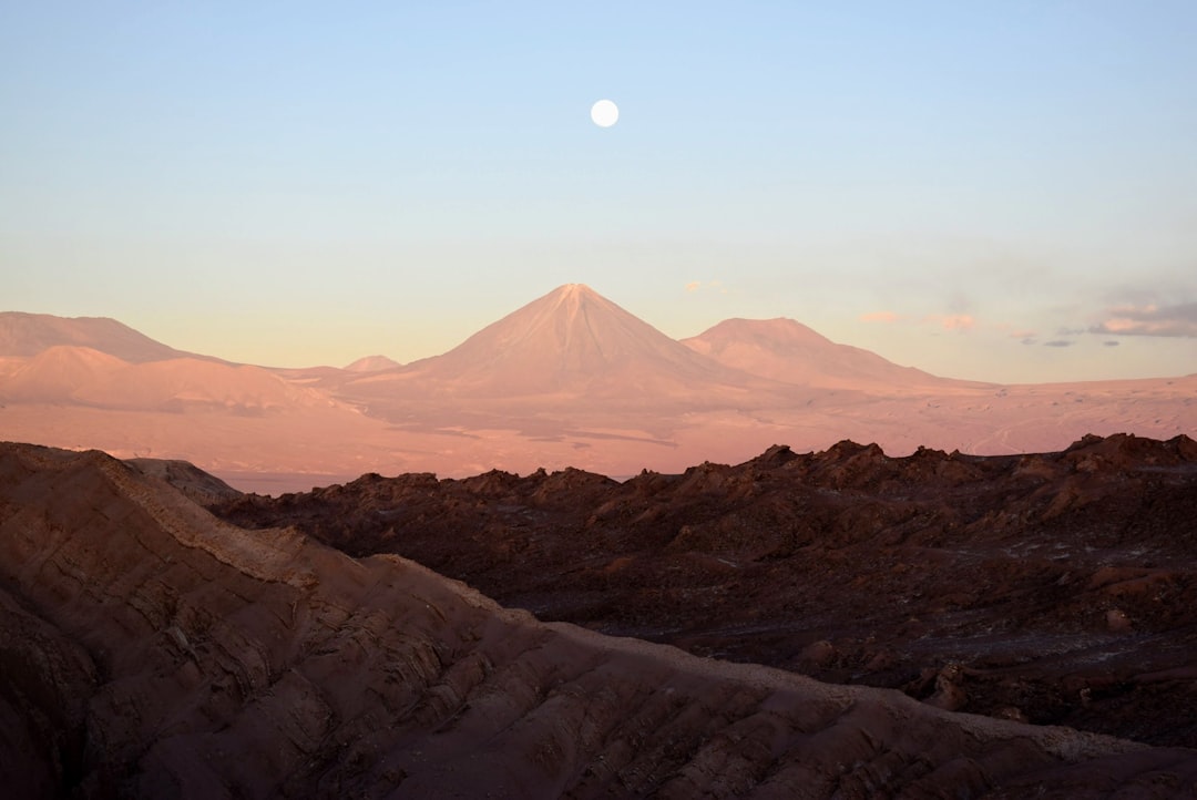 Vale da Lua: o deserto lunar do Chile - San Pedro de Atacama | Secret World Trip Planner