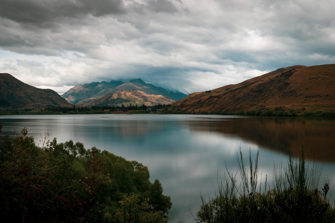 Mirror Lakes: Die Magie der Spiegelseen Neuseelands - Mavora | Secret World Trip Planner