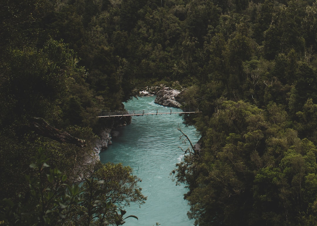 Découvrez la Magie de la Hokitika Gorge en Nouvelle-Zélande - Kokatahi | Secret World Trip Planner