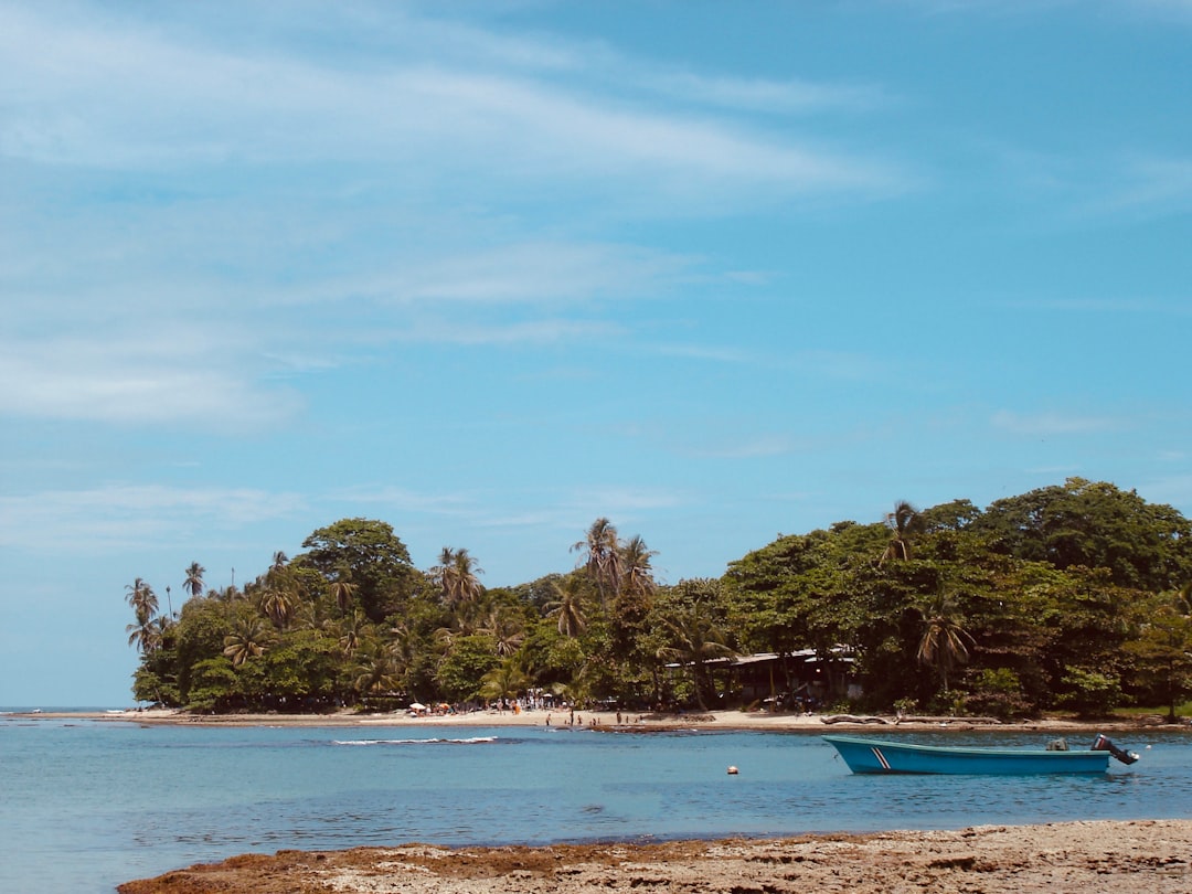 Isla Olocuita: a hidden gem in Costa Rica - Quepos | Secret World Trip Planner