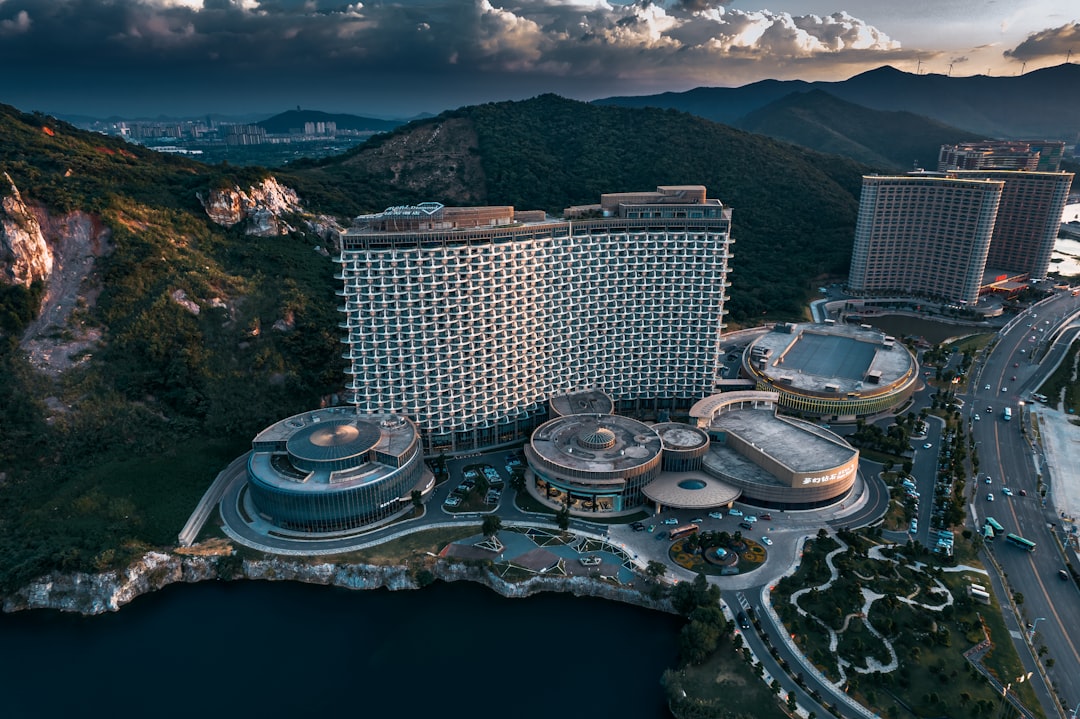 Deokgu Oncheon: terme naturali tra i monti di Uljin - Uljin | Secret World Trip Planner