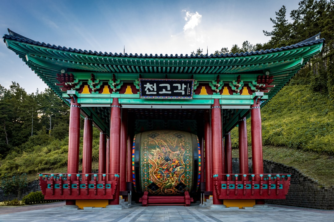 Deokgu Oncheon: terme naturali tra i monti di Uljin - Uljin | Secret World Trip Planner