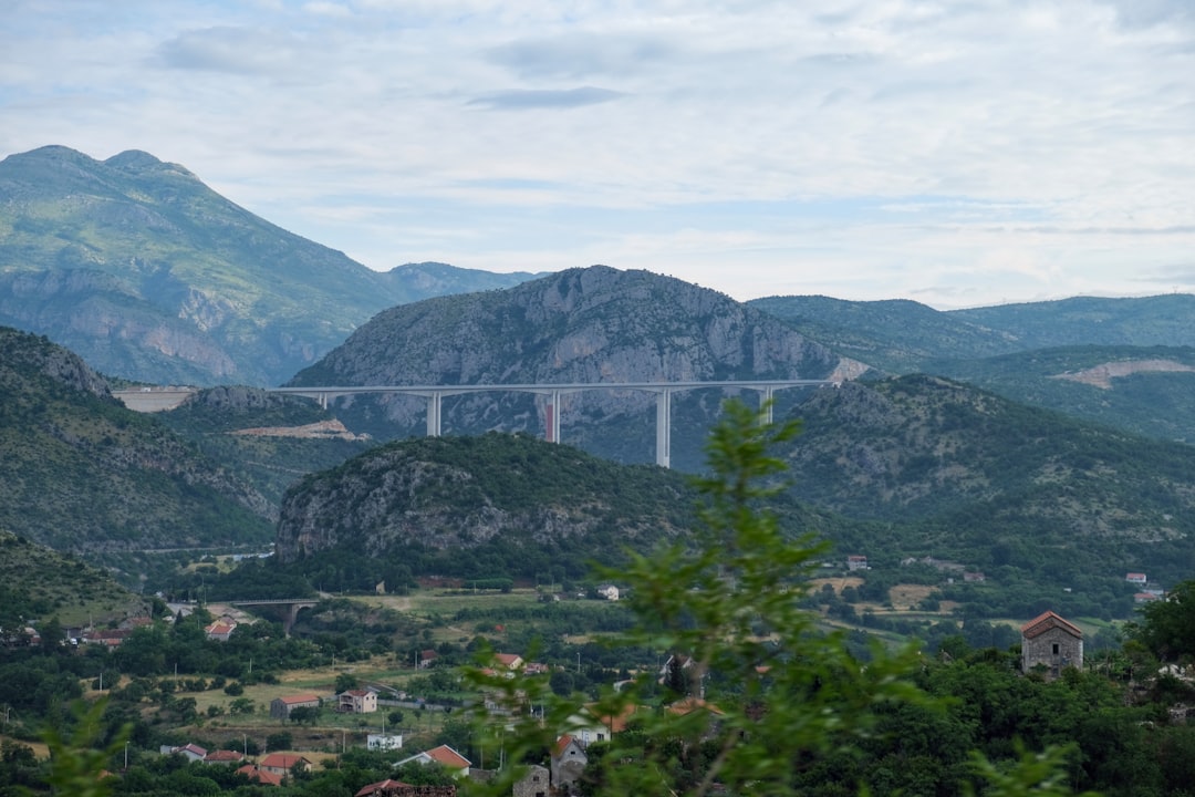 Scoprire il patrimonio di Veljko Vlahović in Montenegro - Kolašin | Secret World Trip Planner