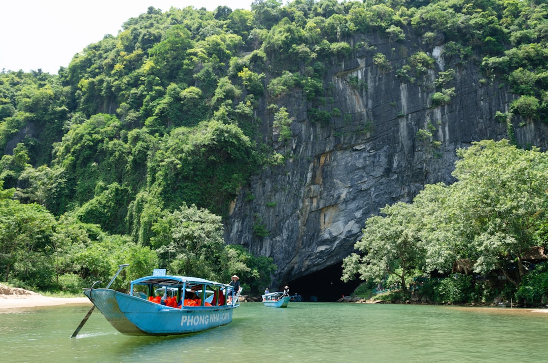 Phong Nha 동굴: 베트남의 심장부에서의 경이로움 - Phong Nha | Secret World Trip Planner