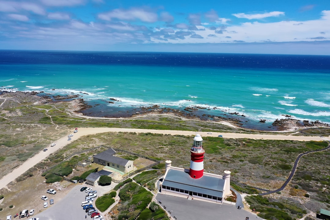 Entdecken Sie den Danger Point Leuchtturm: Ein Schatz Südafrikas — Birkenhead