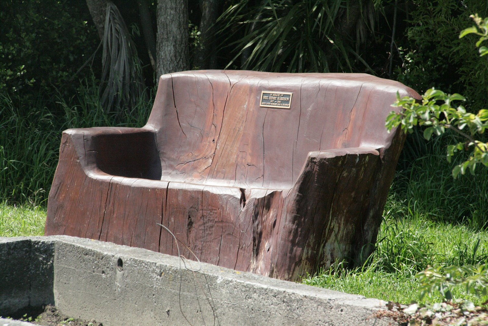 Wooden Seat: Uma Experiência Única na Nova Zelândia - Christchurch | Secret World Trip Planner