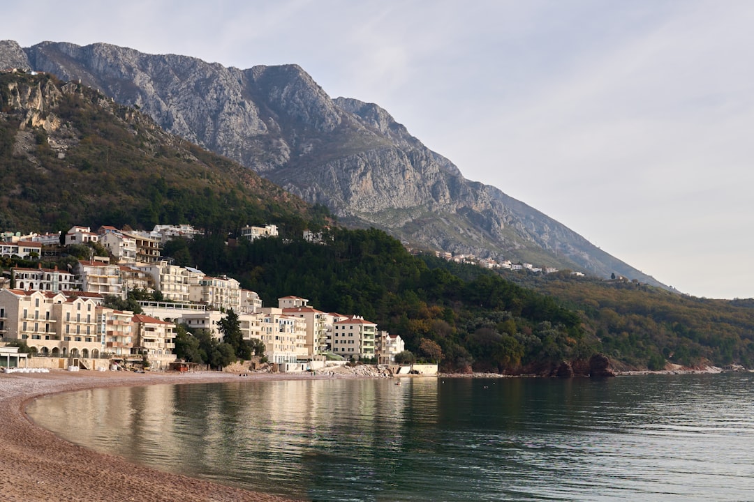 Entdecken Sie den Belveder in Montenegro: Ein unvergleichliches Erlebnis - Cetinje | Secret World Trip Planner