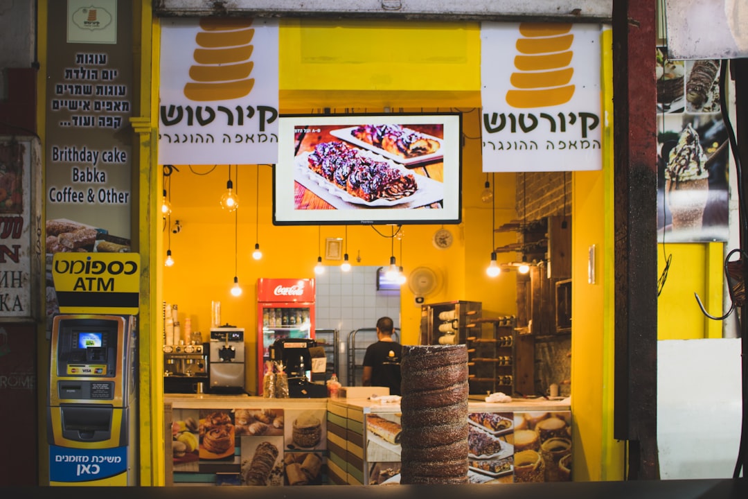 Shuk HaCarmel: o mercado mais vibrante de Tel Aviv - HaCarmel St 35 | Secret World Trip Planner