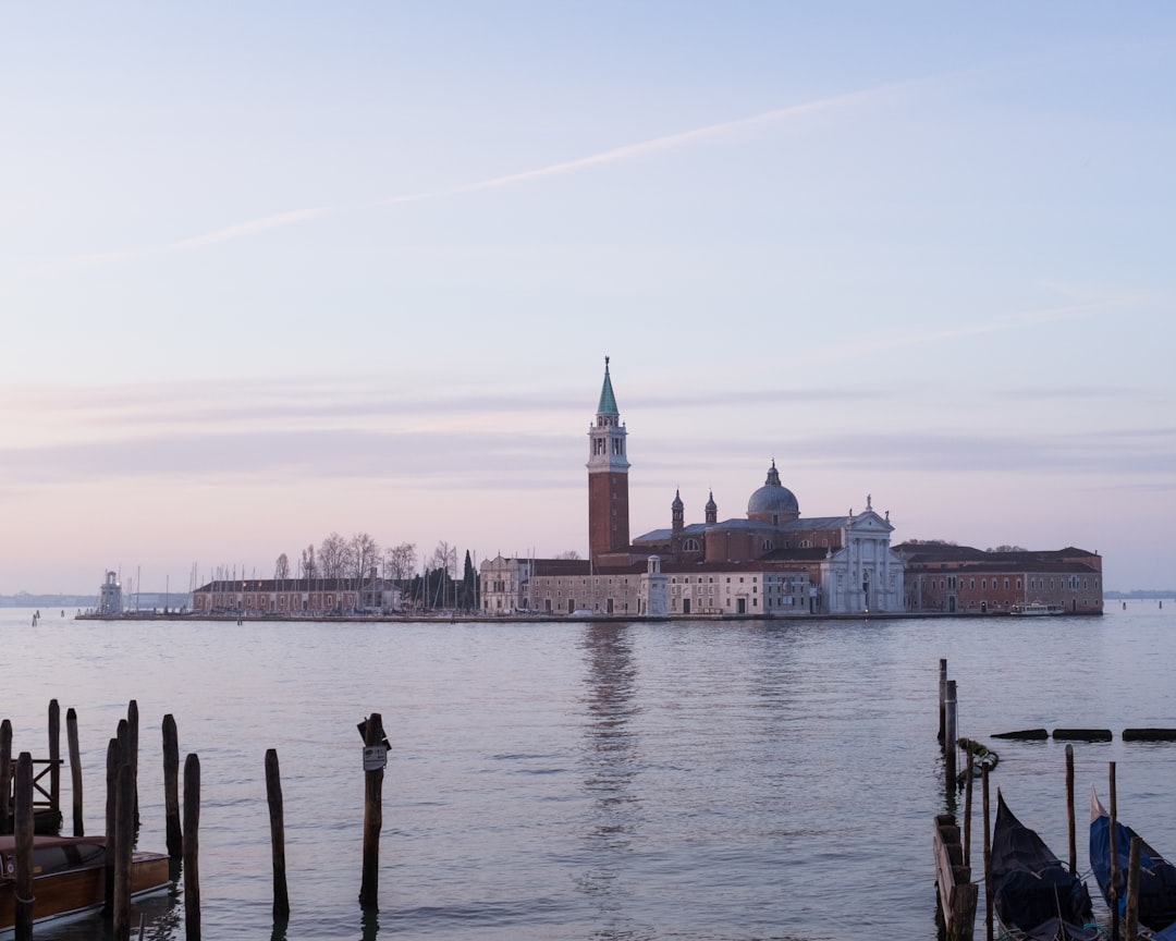 AI Trip Planner in Venice 2026: Top 3 Reviewed - Venezia | Secret World Trip Planner