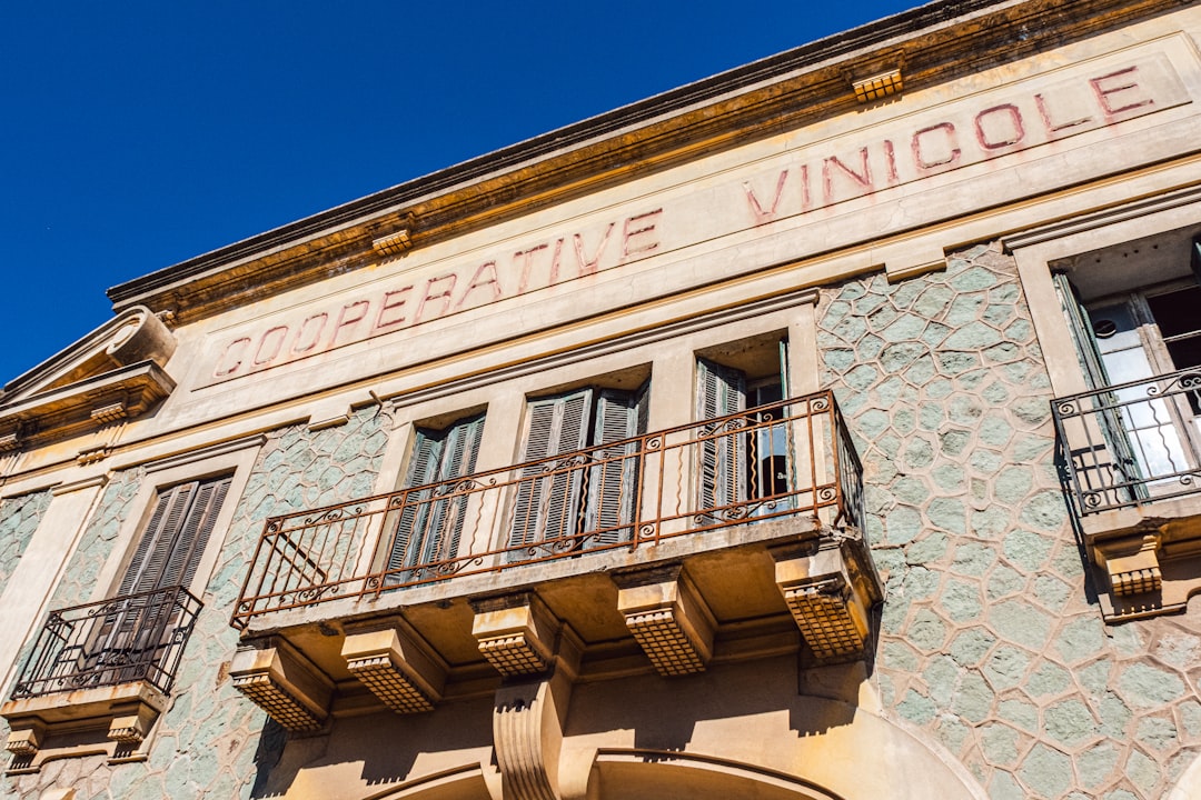 Wine Museum Brotte: vini e terroir a Châteauneuf-du-Pape - Av. Saint-Pierre de Luxembourg | Secret World Trip Planner