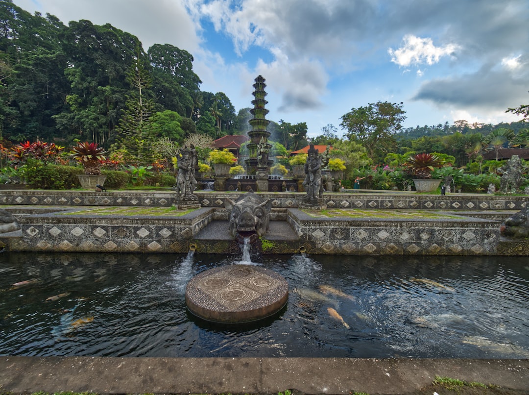 Tirta Gangga: o palácio real sobre a água em Bali - Kabupaten Karangasem | Secret World Trip Planner