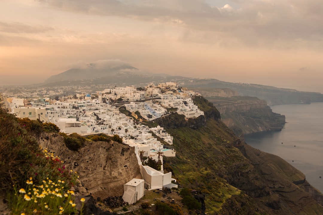 Couchers de soleil à Oía : la magie de Santorin - Unnamed Road | Secret World Trip Planner