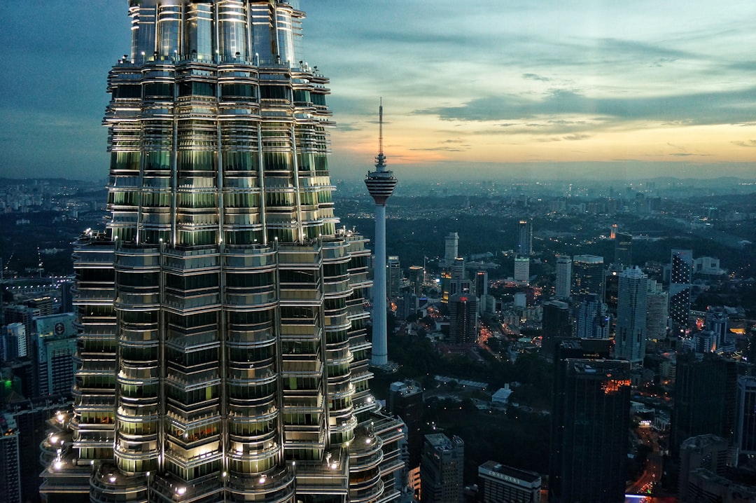 Torres Petronas: arquitetura e emoção em Kuala Lumpur — 50088 Kuala Lumpur