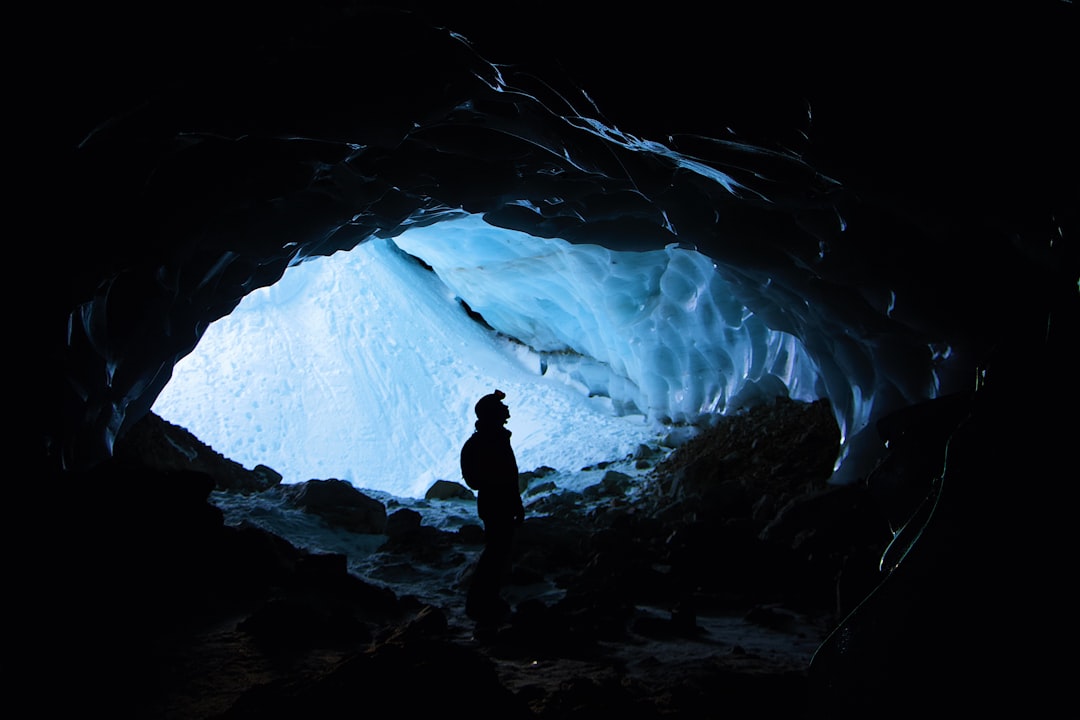 Grotta di ghiaccio Narusawa: nel cuore del Fuji - Minamitsuru District | Secret World Trip Planner