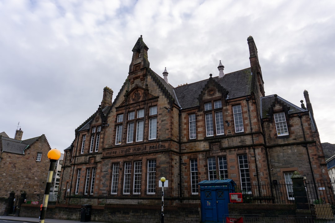 Descubra o Savings Banks Museum na Escócia: uma viagem pela cultura bancária - Ruthwell | Secret World Trip Planner