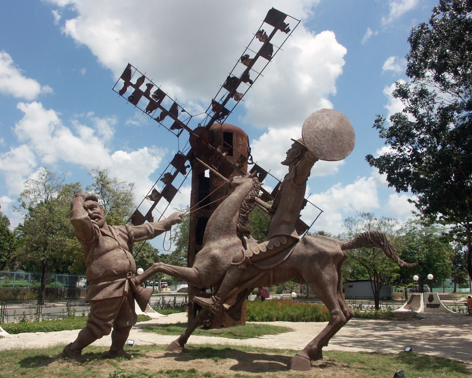 Explore Don Quijote: Uma Viagem pela Cultura Cubana - La Habana | Secret World Trip Planner