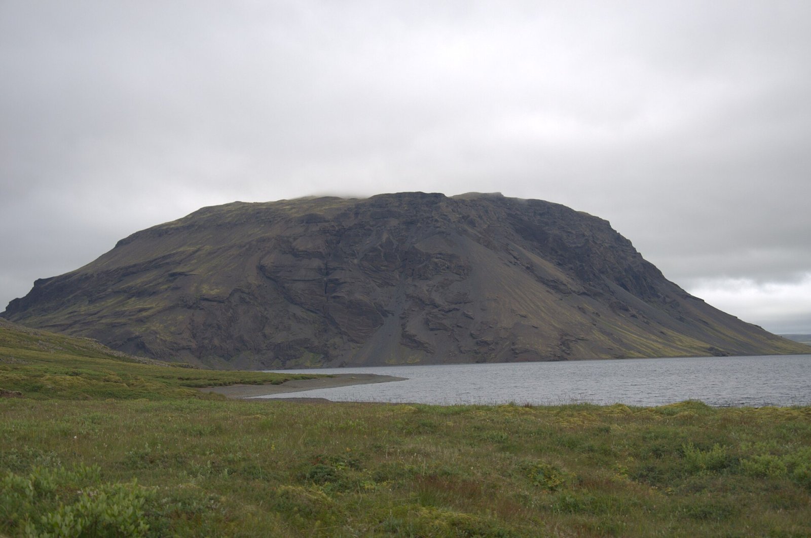 Hvalfell: Ein Naturjuwel in Island, das es zu entdecken gilt