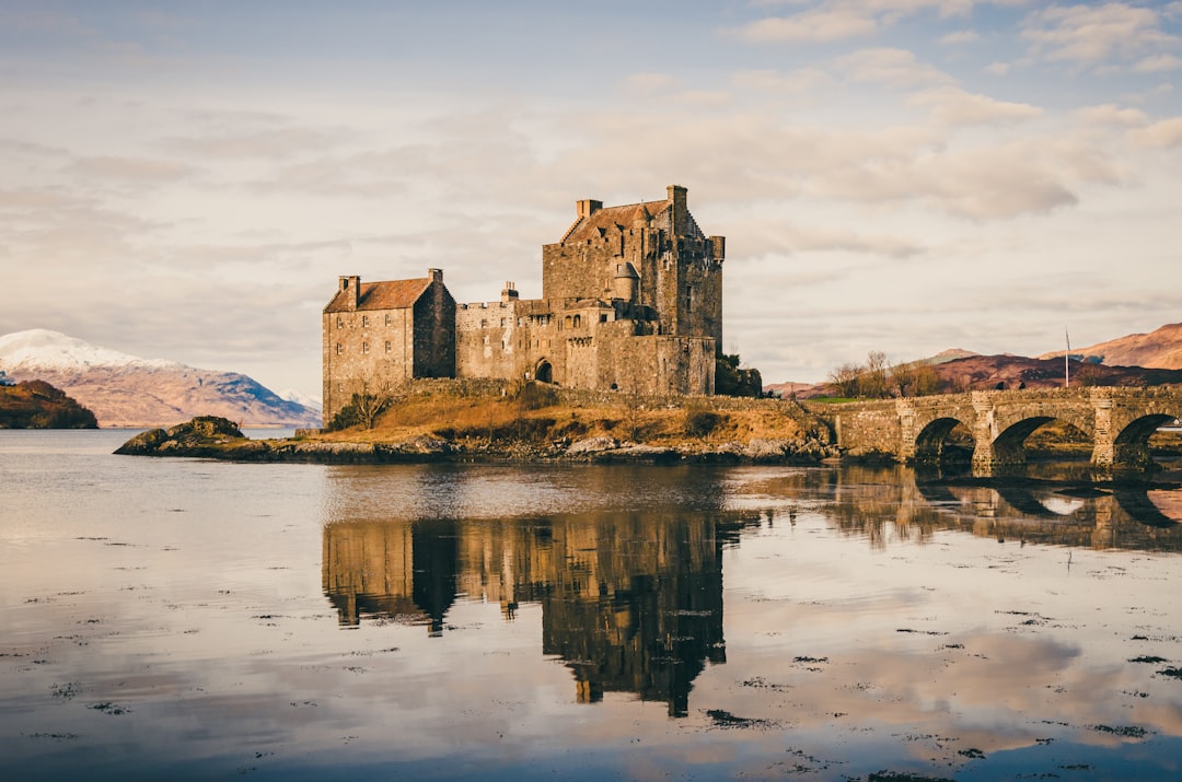 Кранноги: Тайны шотландских искусственных островов - North Lanarkshire | Secret World Trip Planner