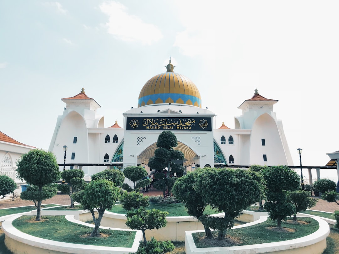 Masjid Al-Falah : Un bijou culturel à Kajang, Malaisie - Kajang | Secret World Trip Planner