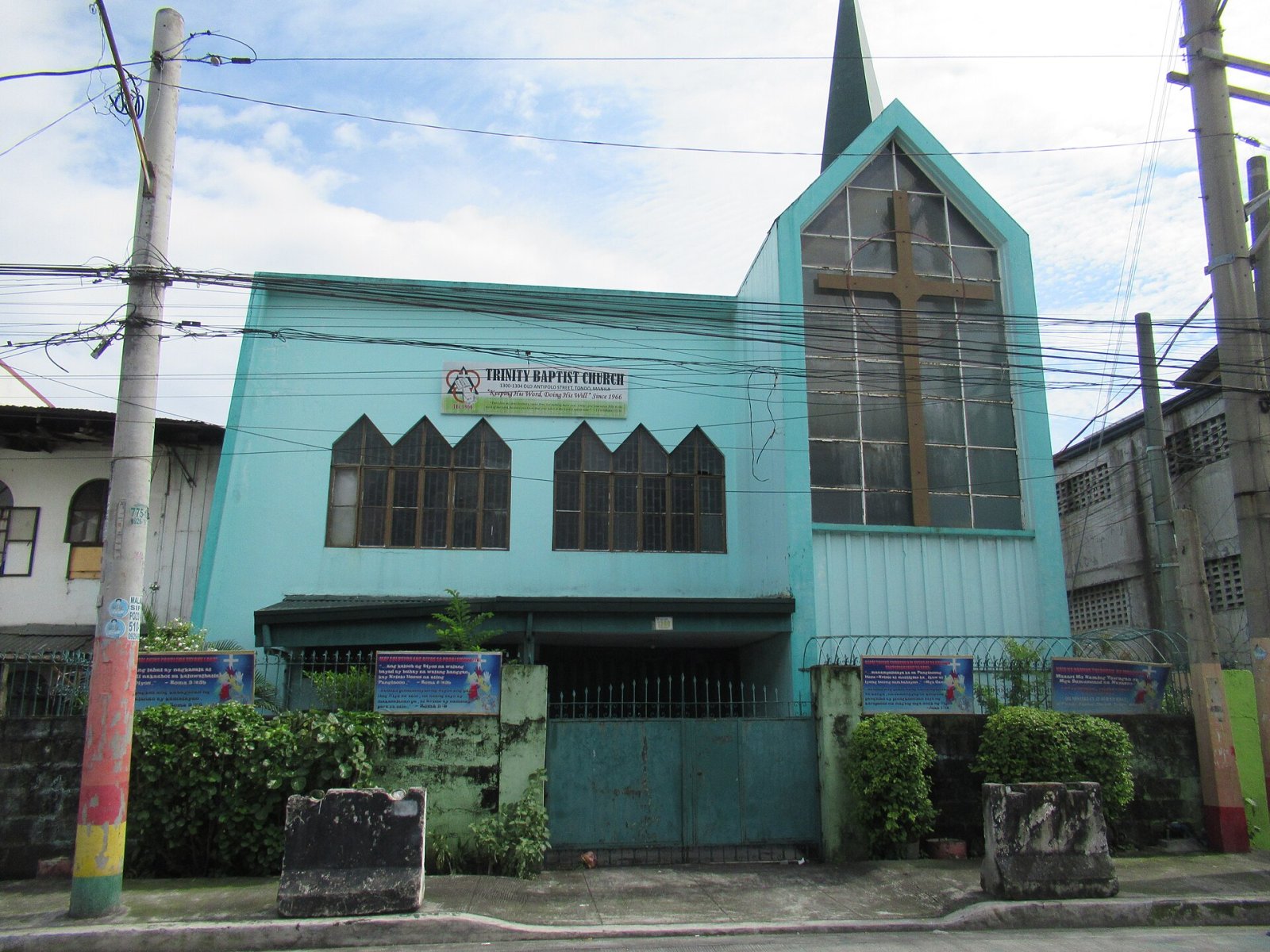 Scoprire la Trinity Baptist Church a Manila: un tesoro culturale - Manila | Secret World Trip Planner