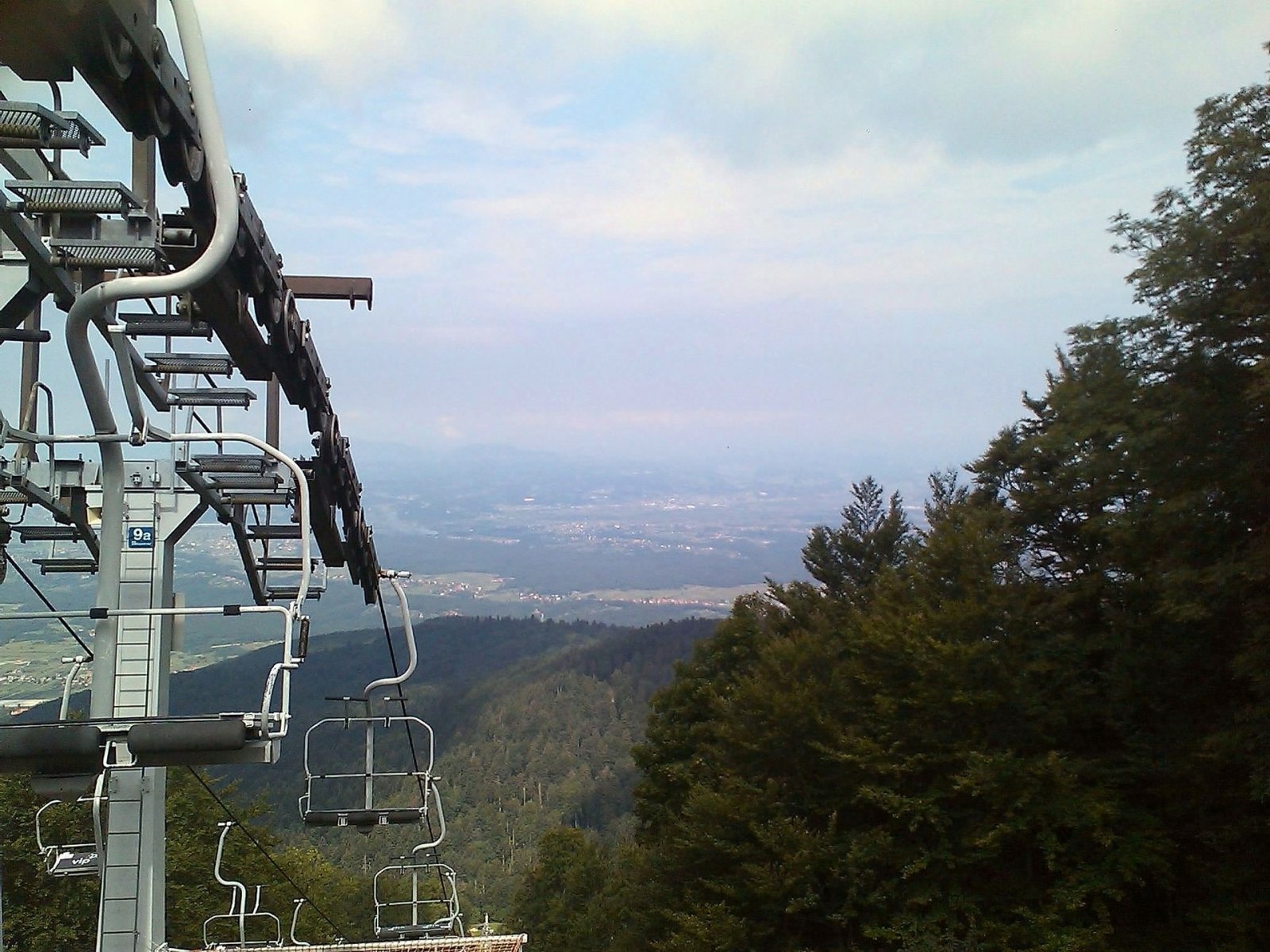 Scopri Sljeme: il Picco della Croazia tra Natura e Avventura - Gornja Bistra | Secret World Trip Planner