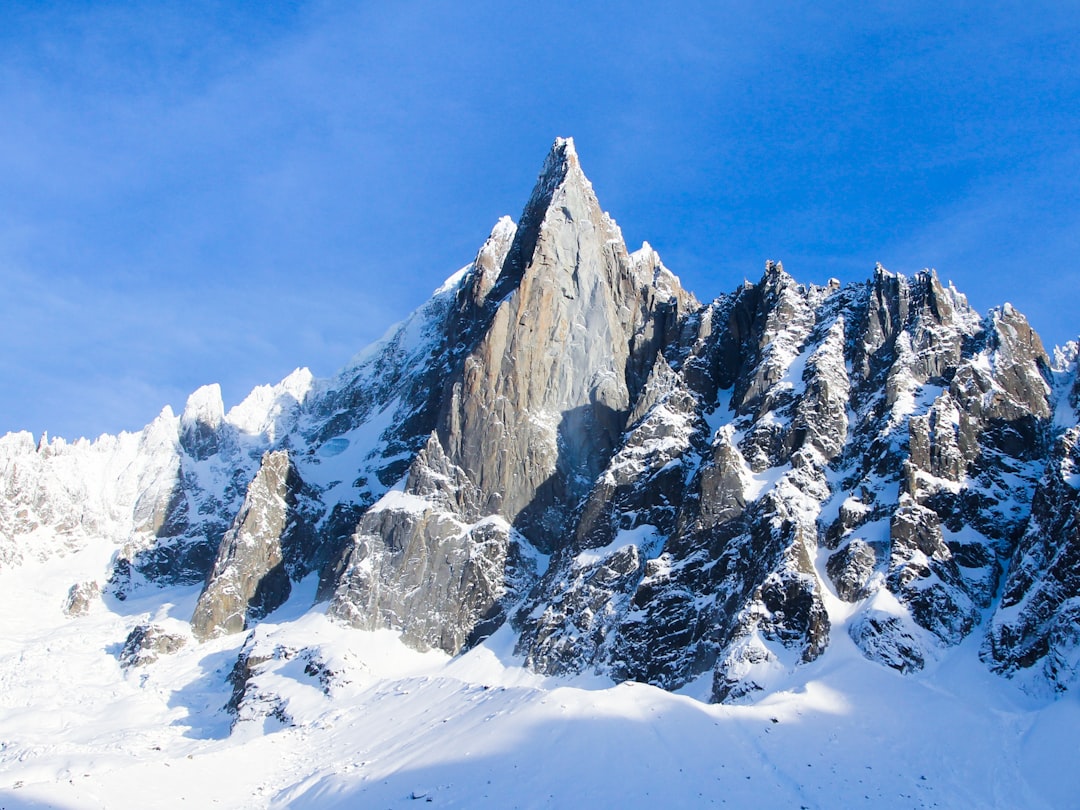 Tour des Monts Blanc: 170 km Alpen-Trekking - Route d'Argentiere | Secret World Trip Planner
