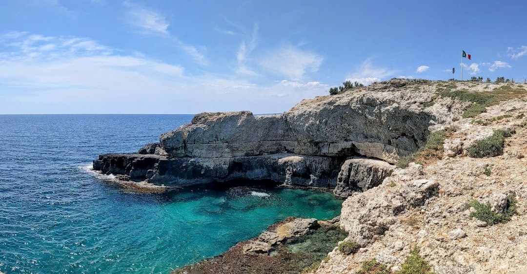 Cape Murro di Porco Lighthouse: A Beacon in Sicily - Str. Capo Murro di Porco | Secret World Trip Planner