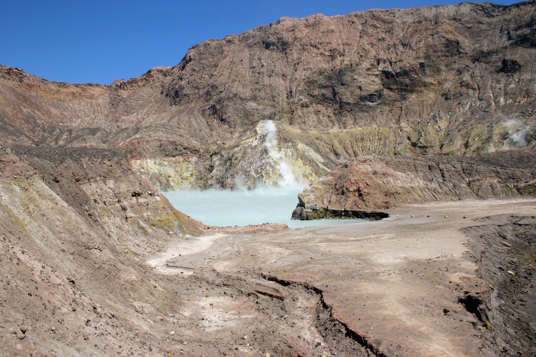 Whakaari/White Island : le volcan marin de Nouvelle-Zélande - Whakaari/White Island | Secret World Trip Planner