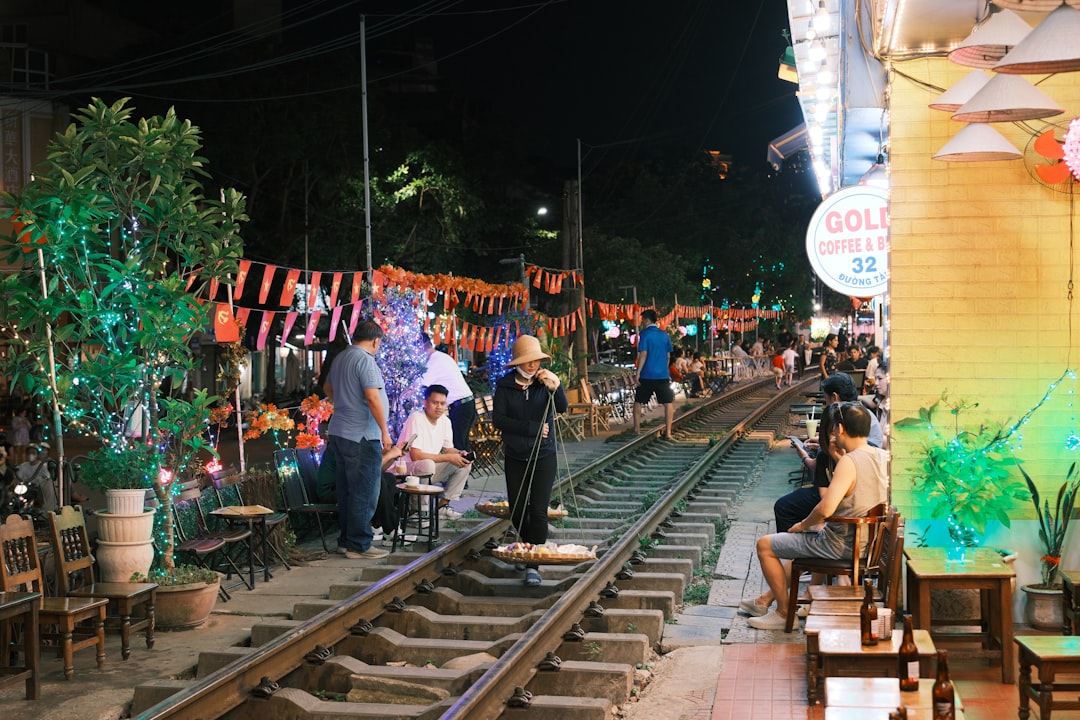 Maeklong: Der Markt, der den Zug stoppt - Mueang Samut Songkhram District | Secret World Trip Planner