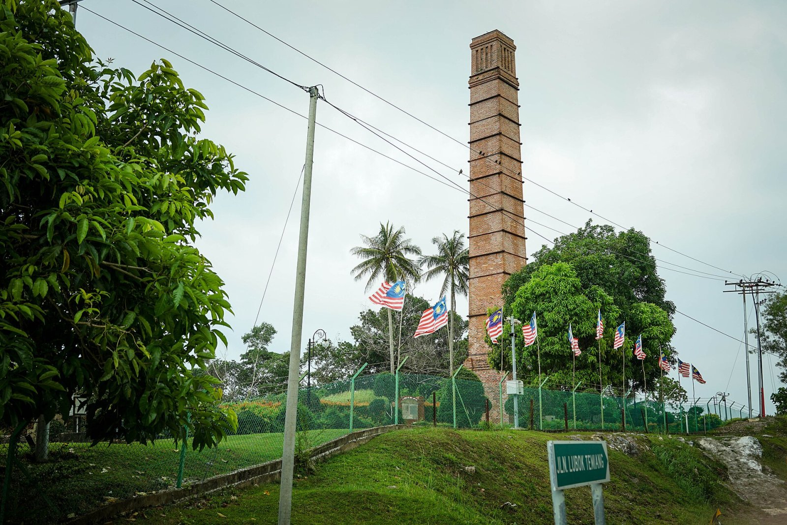 Scopri il Chimney Museum: un tesoro della cultura malese - Labuan | Secret World Trip Planner