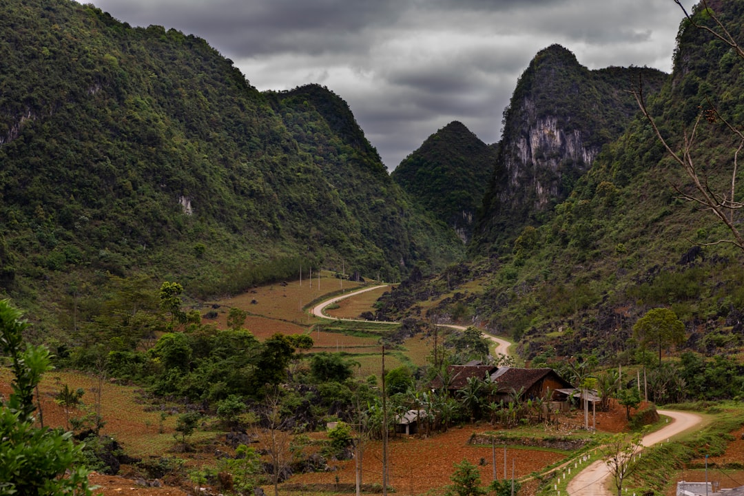 Hang Én : dormir dans la troisième plus grande grotte du monde - Thuong Trach | Secret World Trip Planner