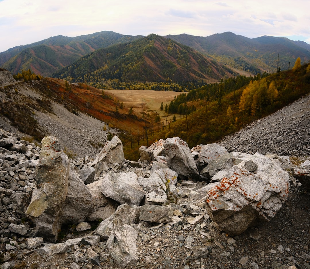 Chike-Taman: il passo serpentino dell'Altai russo - Respúblika Altáy | Secret World Trip Planner