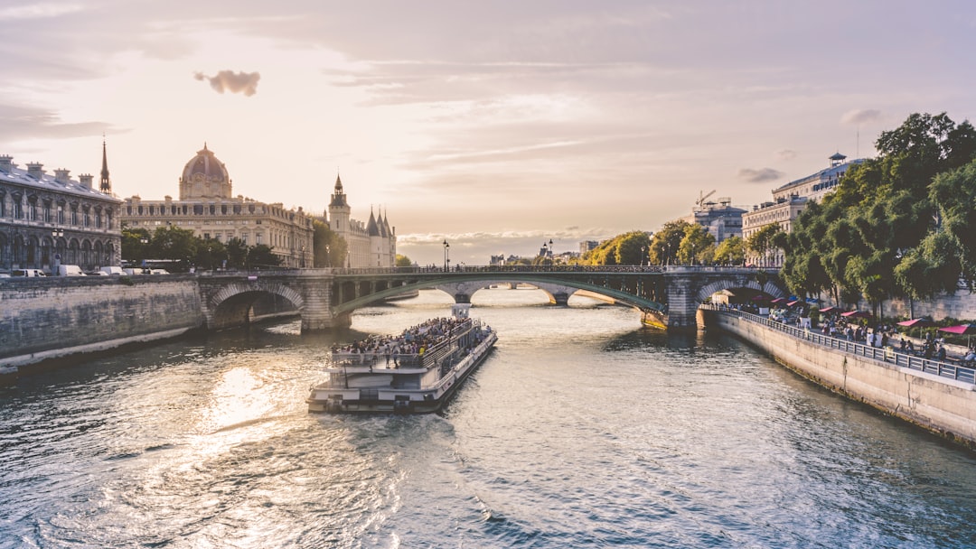 Paris Travel Tips: Your Complete Guide for 2026 - Parigi | Secret World Trip Planner